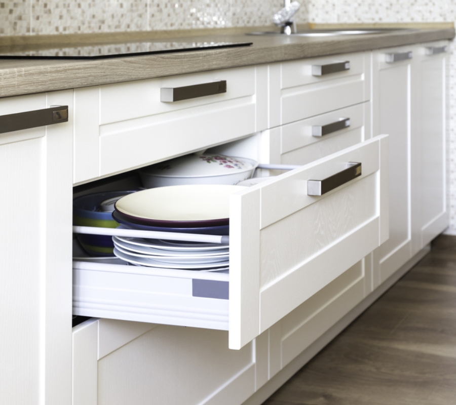 See why contractor teams from Southern California to Nevada—especially Bakersfield, Fresno, and Las Vegas—trust DIY Depot USA for reliable kitchen cabinets.